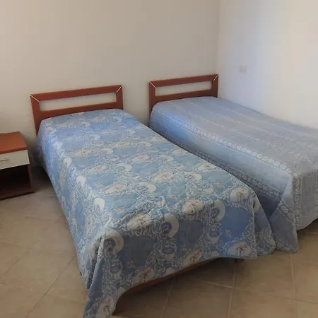 Le Colline Di Isola Rossa דירה Trinità dʼAgultu